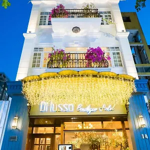 Di Lusso Boutique Riverside Hotel